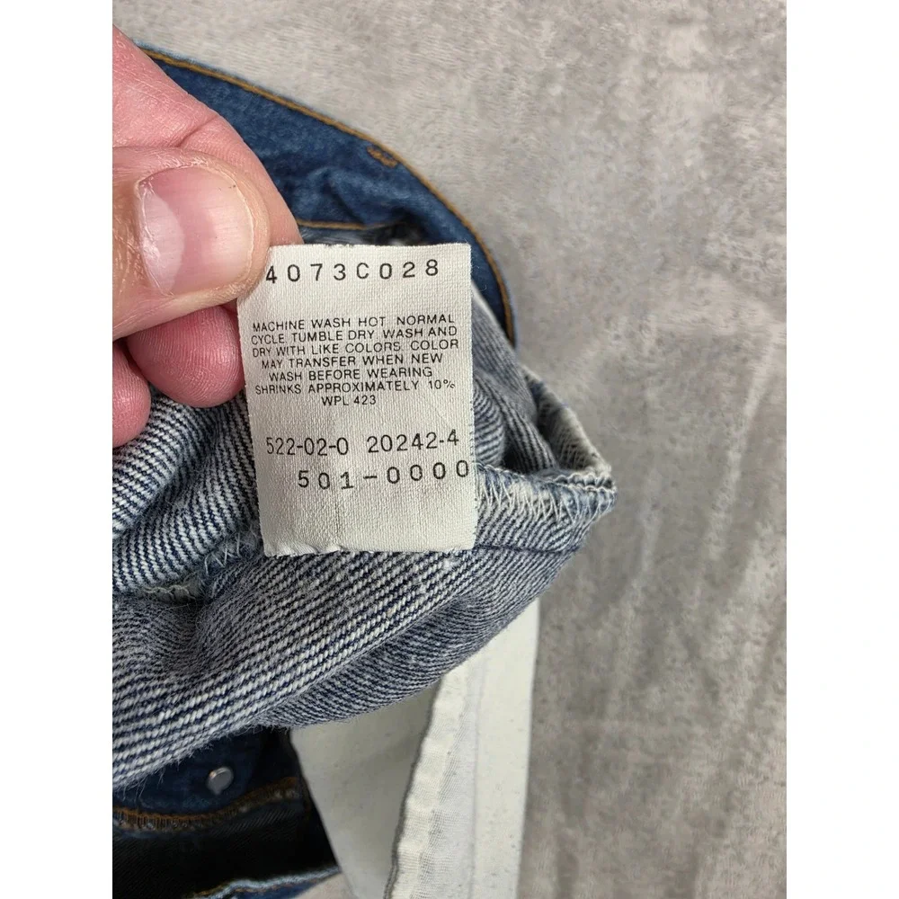 Levis $1 shipping